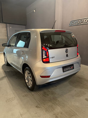Volkswagen Up! 1.0 High Up! 75cv 5 p