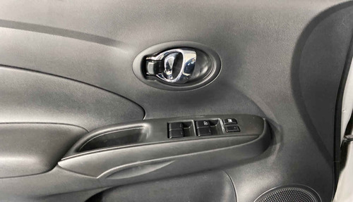 Imagen 8 de 15 de 118820 - Nissan Versa 2018 Con Garantía