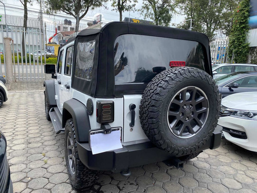 Imagen 2 de 12 de Jeep Wrangler 2018 3.7 Unlimited Sport 3.6 4x4 At