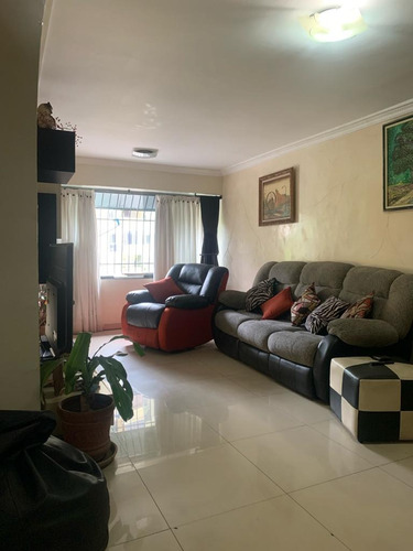 Apartamento En Venta San Antonio De Los Altos. 