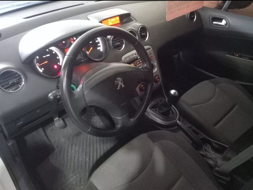 Peugeot 408 2.0 Allure Plus 143cv