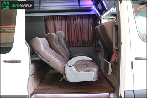 Sprinter 2019 415 0km Mista 9l Coffee Break Branca