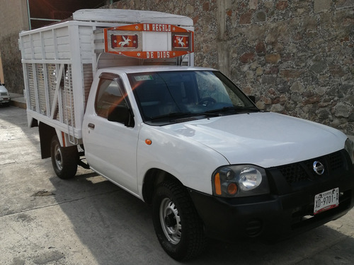 Imagen 2 de 5 de Nissan Np300 2009 2.4 Chasis Dh Mt