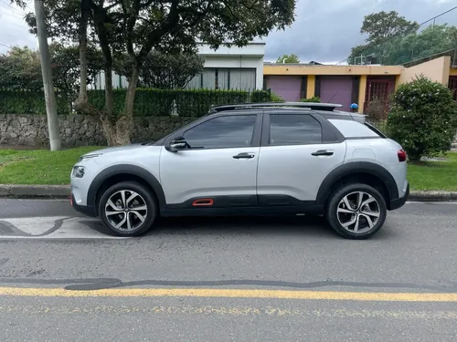 Citroën C4 Cactus 1.6 Shine Turbo Aut