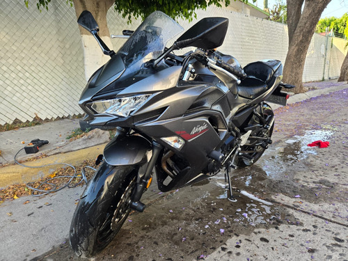 Kawasaki Ninja 650 Año 2022 En Excelentes Condiciones