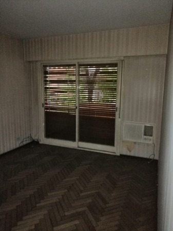 Imagen 1 de 6 de Amplio Departamento De 2 Ambientes