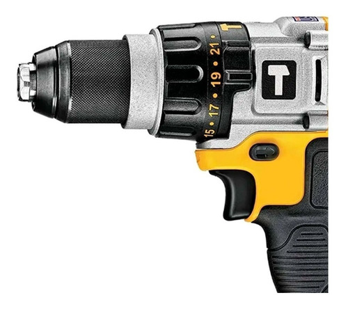 Imagen 2 de 3 de Taladro percutor inalámbrico de 13mm DeWalt DCD985B 20V