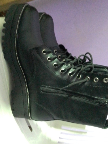 Combat Boots / Botas Negras , Moda Grunge Y Aesthetic 