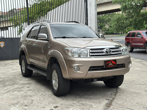 Toyota Fortuner 2010 4x4 Automatica