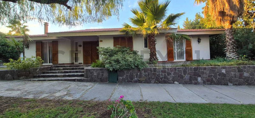 Venta Casa Barrio Privado Dalvian