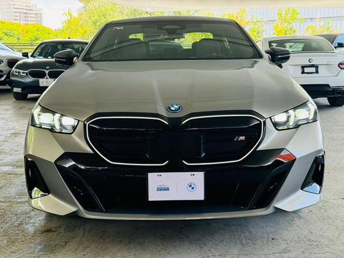 Bmw I5 4p M60 Ev 83.9 Kwh Aut 2024