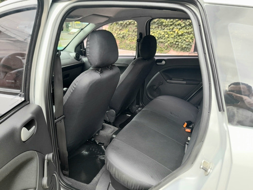 Ford Fiesta 1.6 One Ambiente 98cv 2013