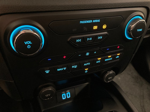 Imagen 12 de 15 de Ford Ranger Xlt 4x2 Mt 2022 0km Sin Rodar