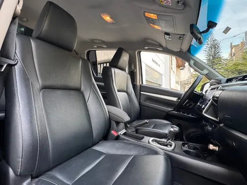 Toyota Hilux 2.4 Diésel 4X4