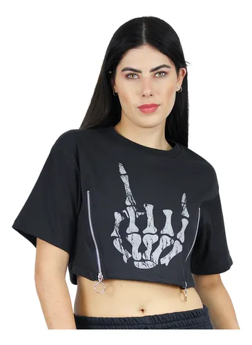Blusas ombligueras negras sales