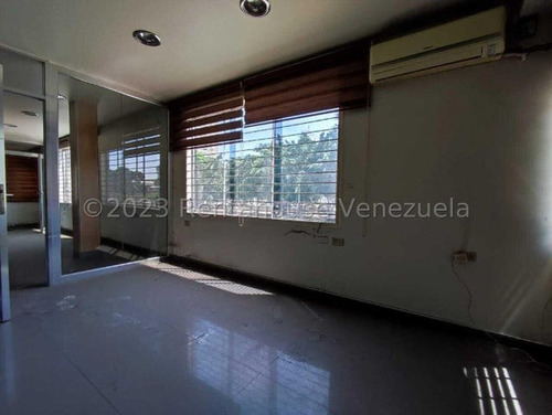 Imagen 16 de 27 de Galpón En Venta Av Constitución, Maracay 23-30949 Hc