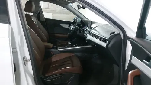 Audi A4 2.0 40 TFSI DYNAMIC DCT