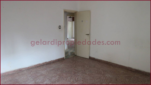 Imagen 12 de 23 de Casa Interna Venta Dos Dormitorios Macrocentro Bahia Blanca