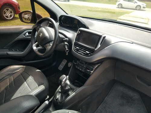 Imagen 9 de 11 de Peugeot 208 2014 1.6 Feline Pack Cuir