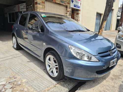 Peugeot 307 2.0 Xt Premium Tip. 2004