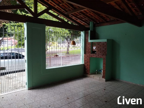 Imagem 2 de 14 de Casa Com 2 Dormitórios, Cozinha, Área De Serviço, Sala Ampla E 3 Vagas De Garagem No Jardim Morumbi - 9102