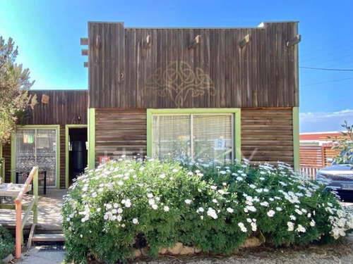 Casa En Venta De 18 Dorm. En Guanaqueros