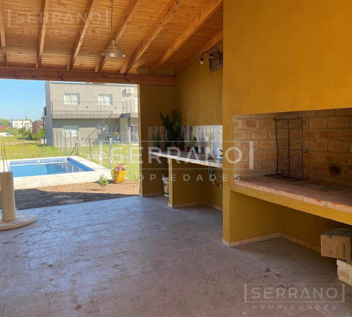 Venta Casa 2 Dormitorios En Capilla Del Señor. Barrio Las Lomadas. A Estrenar.