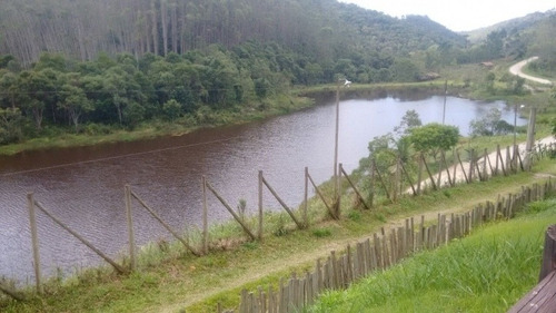 Fazenda Com Lago E Gigante Natural - Em Paraibuna - 680