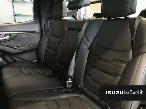 Isuzu Pickup Adventure