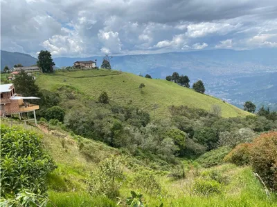 Lote y casalote en venta