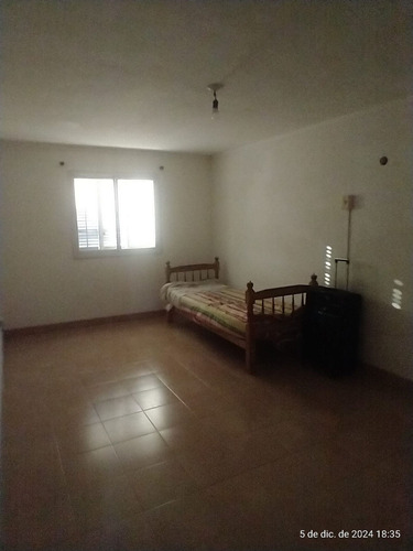 Casa Amplia En Santo Tomé
