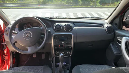 Renault Logan Expression 1.6 mt modelo 2015