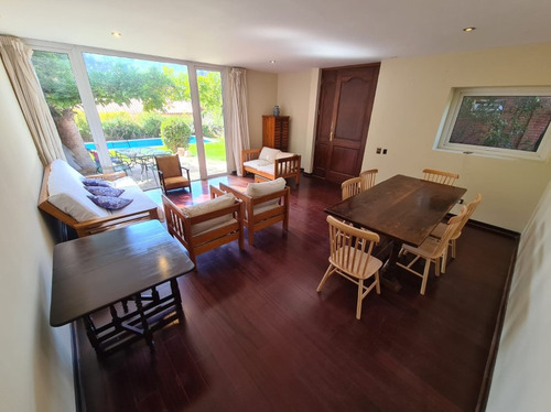 Comoda Gran Sitio 700 M2, Piscina, 3d 2b 2e Amplia Logia