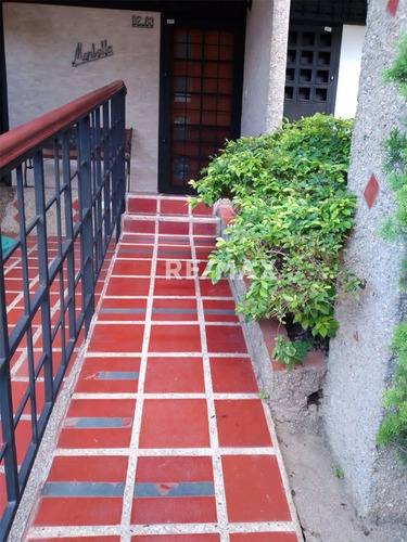 Imagen 3 de 30 de En Venta Hermoso Town House, Totalmente Amoblado, Conj. Resid. La Casona Baja