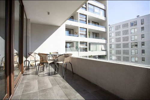 Departamento En Venta De 2 Dorm. En Las Condes