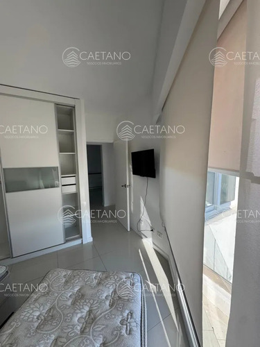 Venta Apartamento 2 Dormitorios. Playa Mansa, Punta Del Este.
