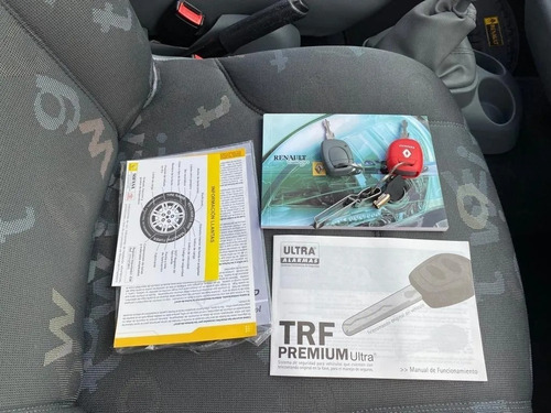 Imagen 14 de 16 de Renault Twingo 16v Fidji Dynamique Full Equipo Ed Especial