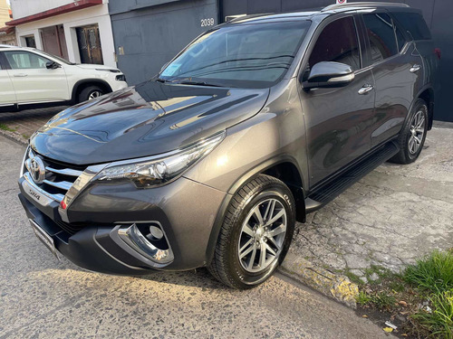 Imagen 1 de 5 de Toyota Sw4 2016 3.0 Srv Cuero 171cv 4x4 - E4