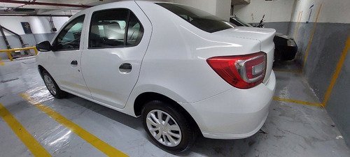 Imagen 2 de 18 de Renault Logan Life 1.6 2022 0km #ev