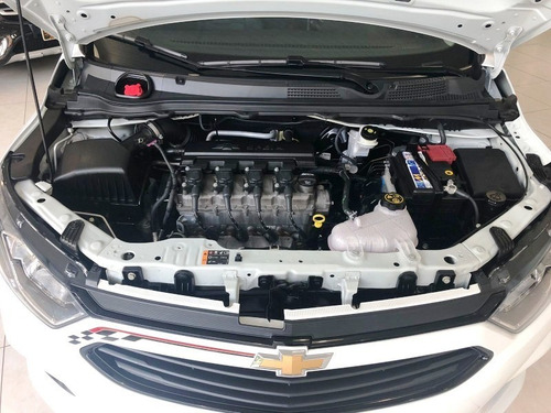 Imagem 11 de 14 de Chevrolet Onix Hatch 1.4 4p Flex Effect