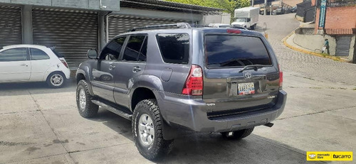 Imagen 4 de 11 de Toyota 4runner Sport Wagon 4x2 Automatico