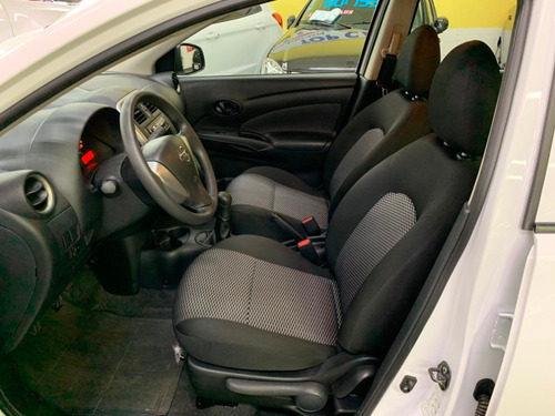 Nissan Versa 2018 1.0 12v Conforto 4p Zero De Entrada