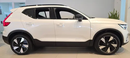 Volvo EX40 Plus Single Motor Rwd