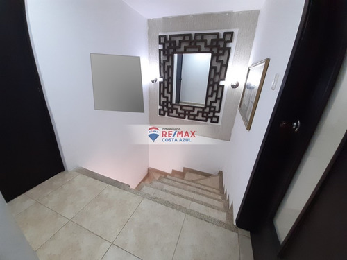 Imagen 6 de 25 de Venta De Town-house Con Amplia Terraza En El Conjunto Residencial, Playuela.