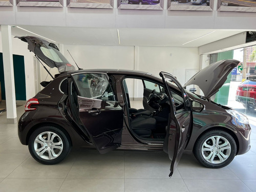 Imagem 7 de 14 de Peugeot 208 Griffe