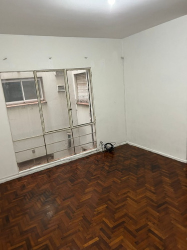 Departamento En Venta En Haedo Centro Norte 3 Ambientes Frente A La Estación De Haedo