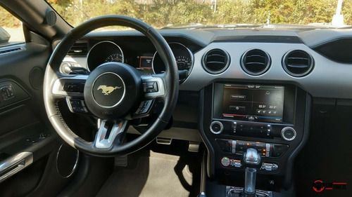 Imagen 17 de 25 de Ford Mustang Gt Deluxe V8 5.0 At 2016