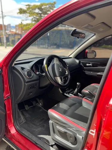 Camioneta 7 Puestos, Como Nueva Y Negociable