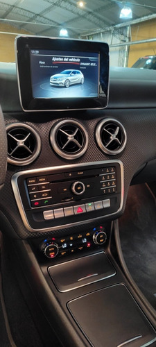 Imagen 21 de 25 de Mercedes Benz A200 Urban