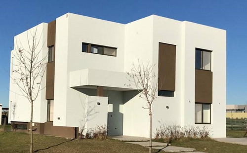 Casa  En Venta Ubicado En Puertos - Araucarias, Escobar Y Alrededores